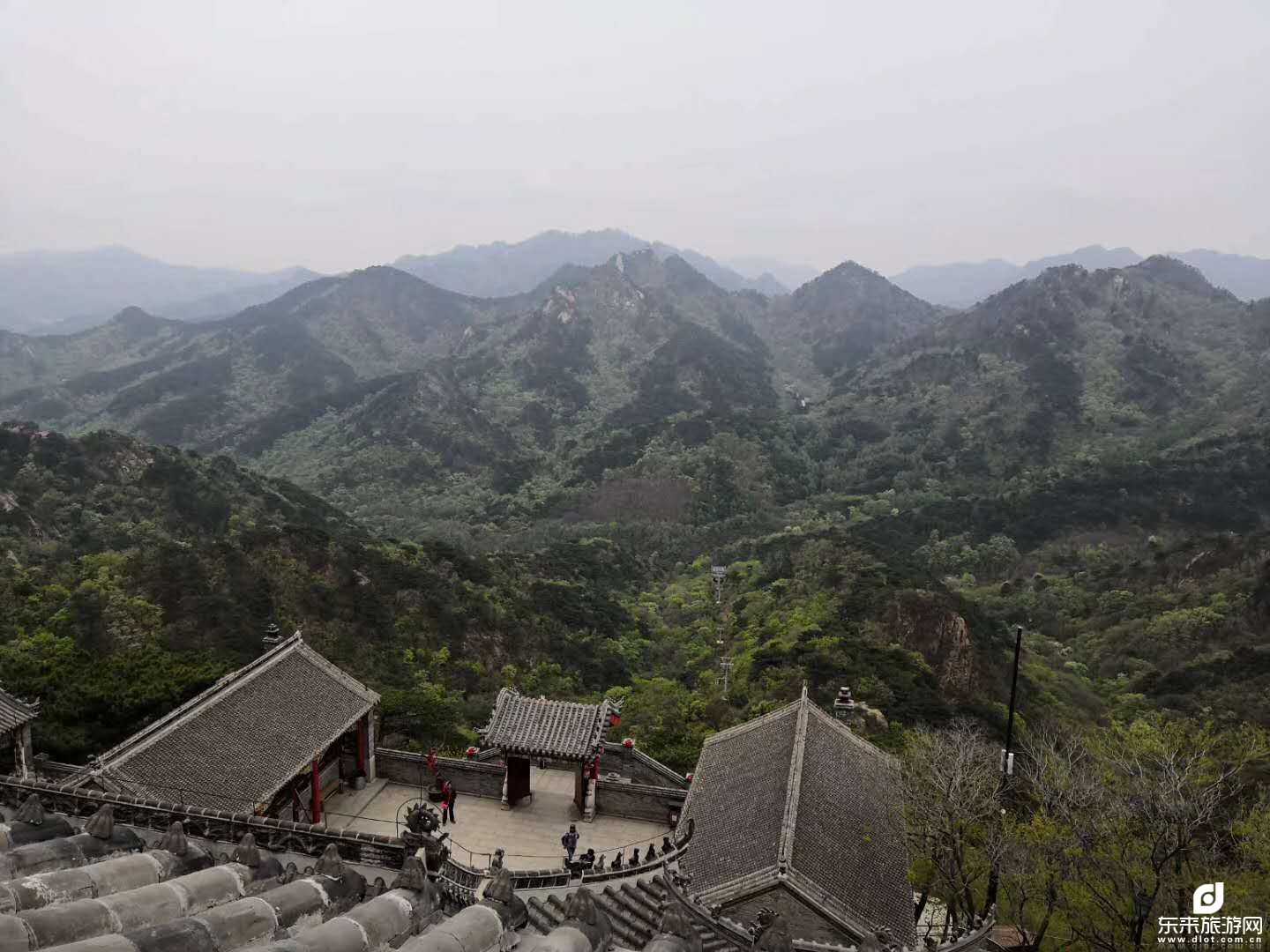 本溪大峡谷/老院子夜景/鞍山千山/黑风关古镇/月牙泉温泉3日游