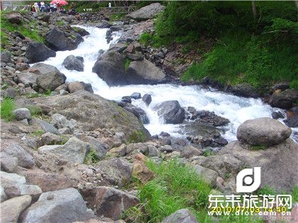 【度假长白山】长白山北坡景区+万达度假区+延吉双高4日