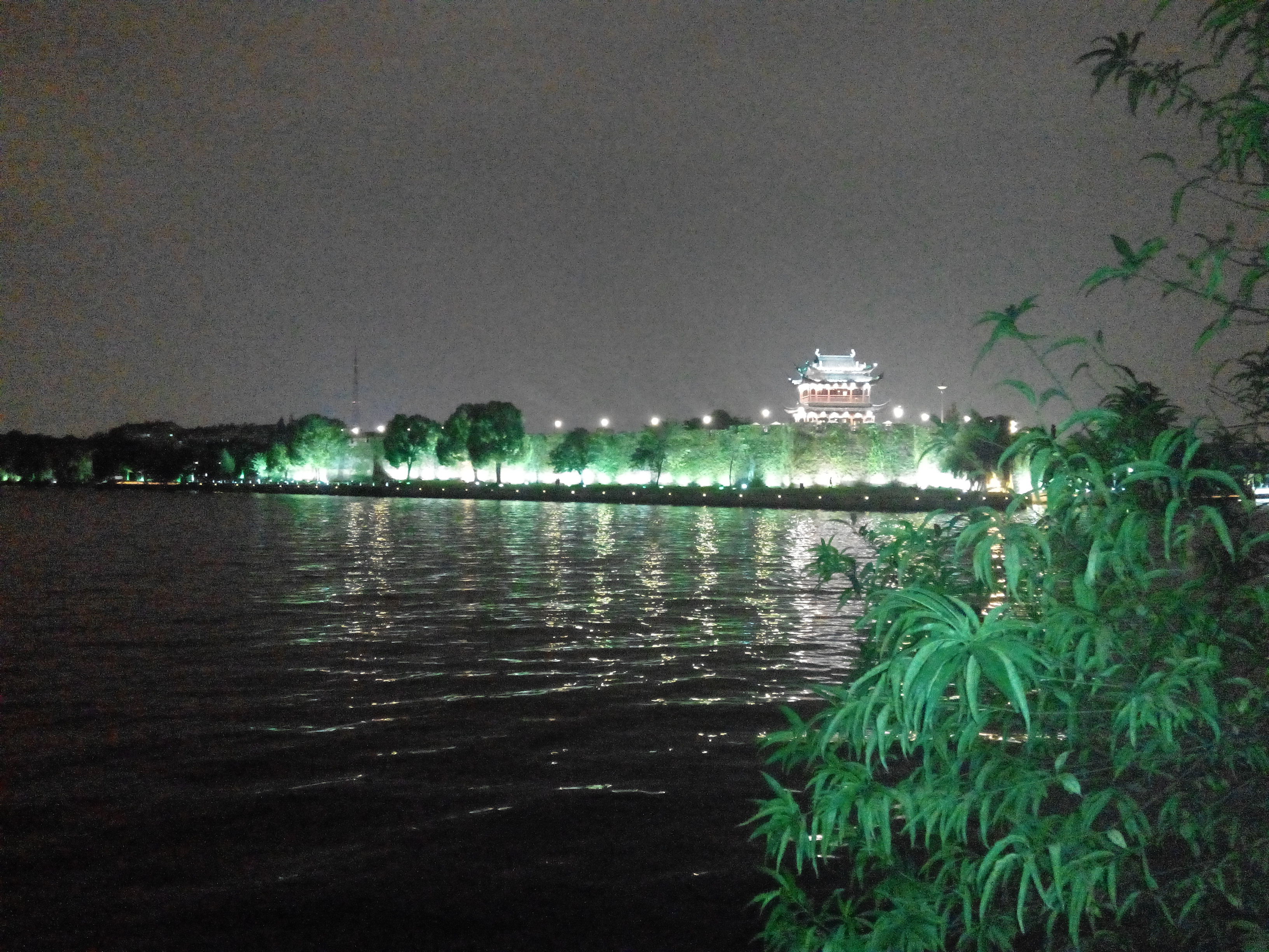 【遇尚江南】烟花三月下扬州——游瘦西湖、赏鼋头春花 荡水乡乌镇、逛苏州园林、南山竹海 6 日纯玩之旅