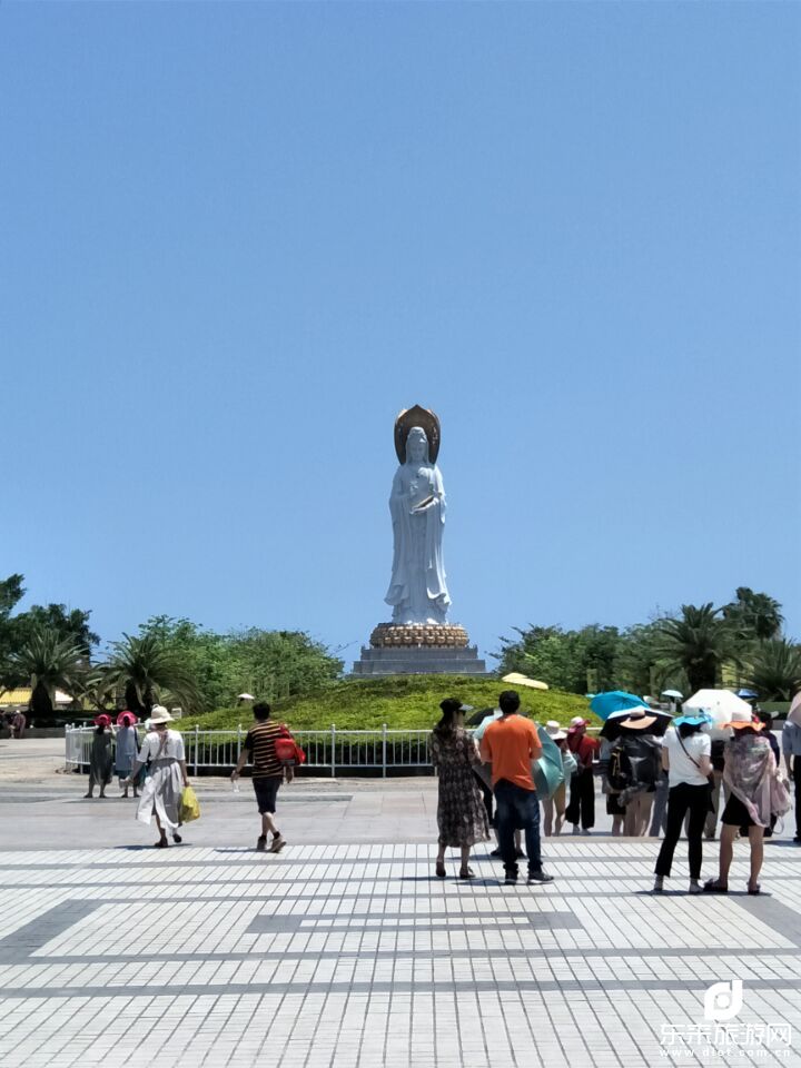 海之蓝：分界洲岛、南山佛教文华苑、天涯海角、呀诺达、亚龙湾、夜游三亚湾、6日游